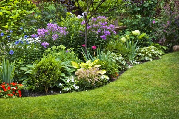 Flower Bed Service in Pasco