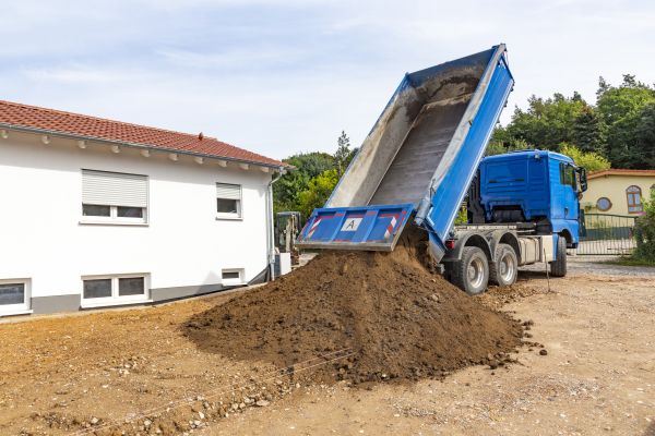 Garden Dirt Delivery in Pasco