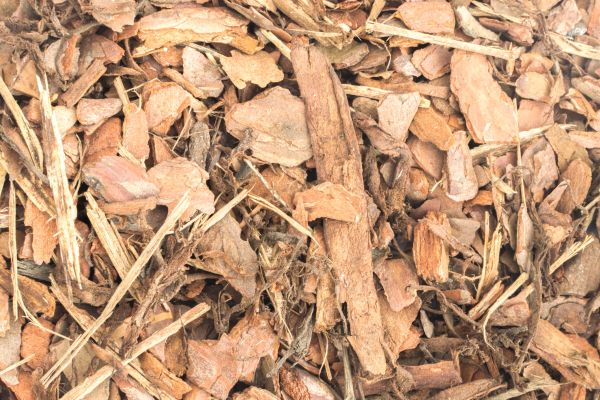 Bark Mulch Installation in Pasco
