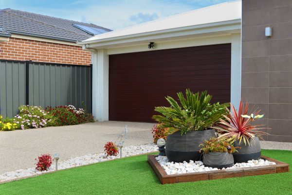 Front Yard Landscaping in Pasco