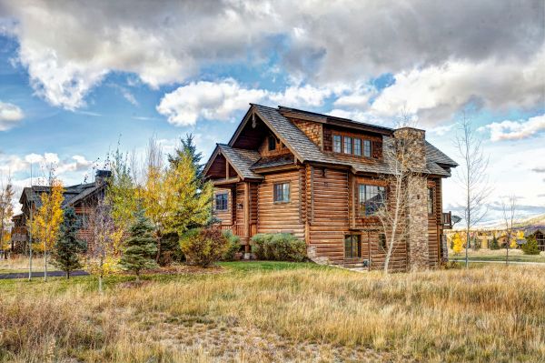Cabin Landscaping in Pasco